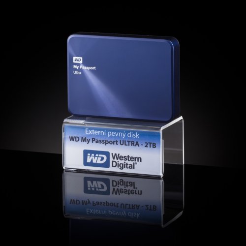 Plexi arrangement stand. Suitable as a stand for exhibits or products. From the front side of the insert label. Material clear plexiglass